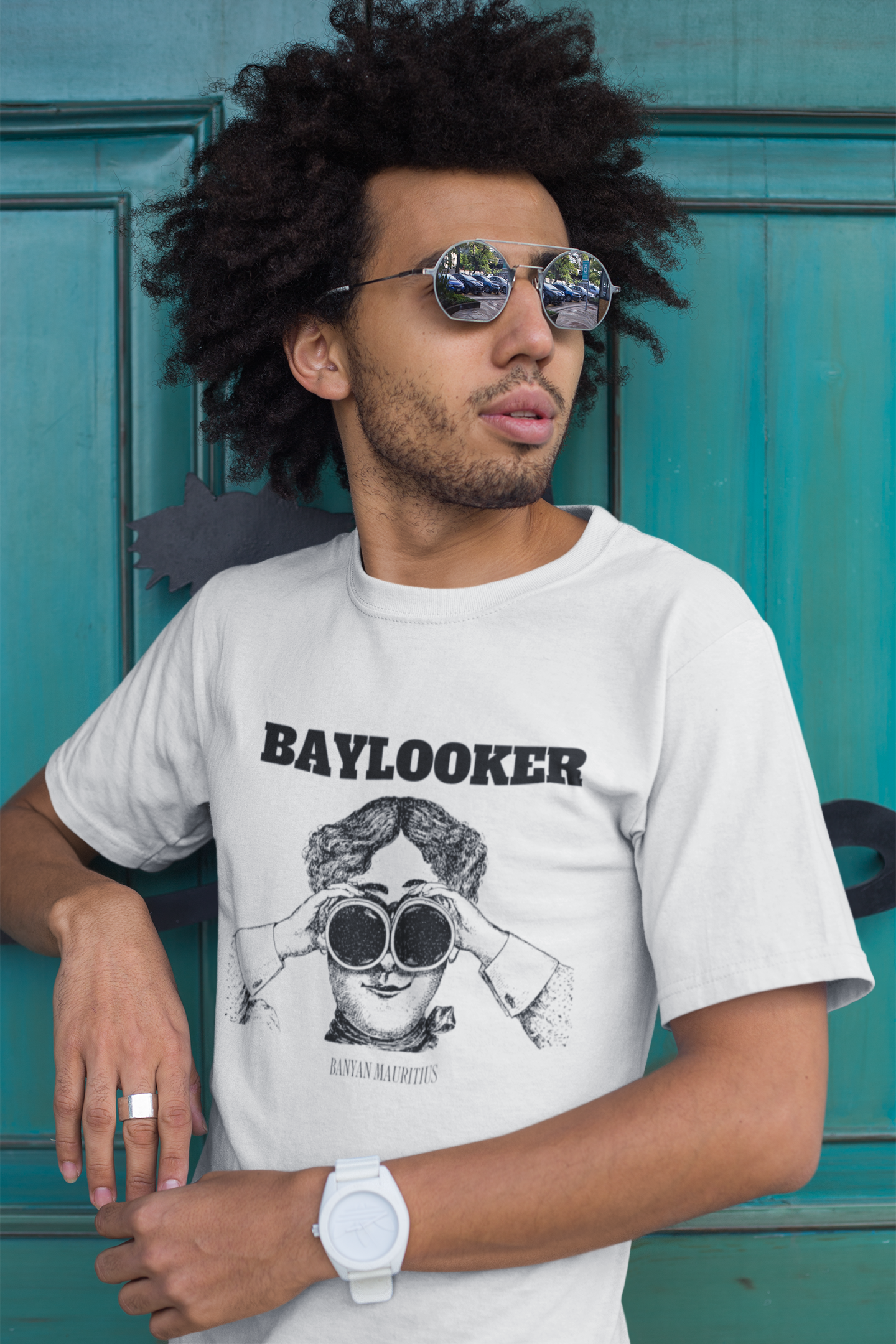 BAYLOOKER